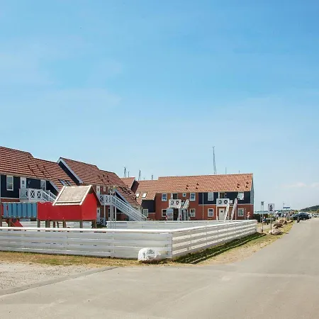 Apartment Xi *